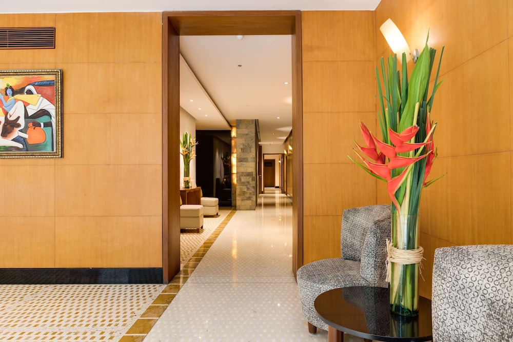 The Manor New Delhi 34/74