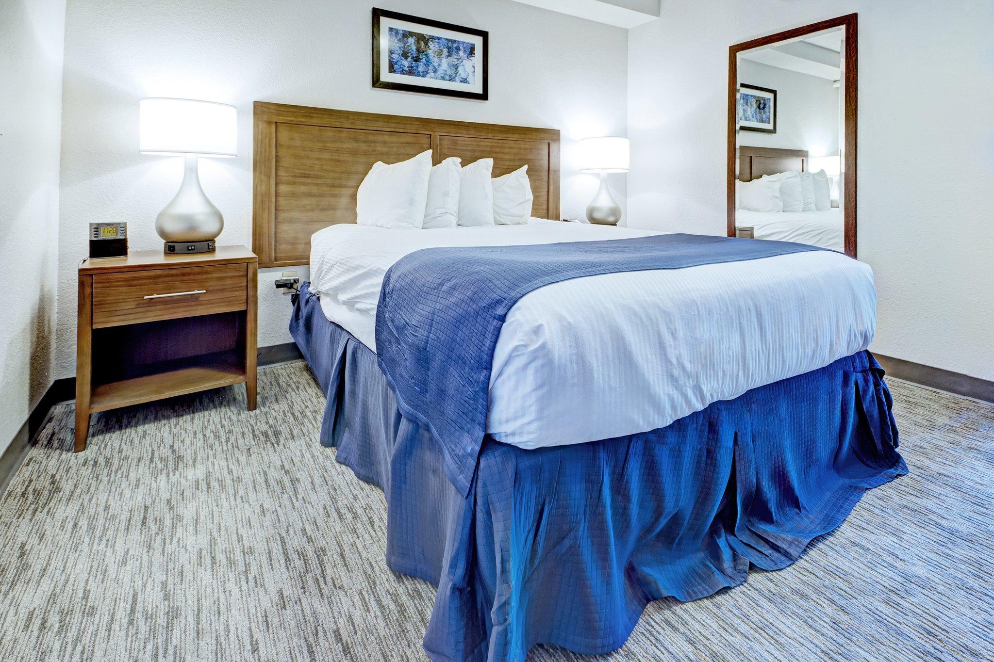 1 BEDROOM, SUPERIOR, SUITE