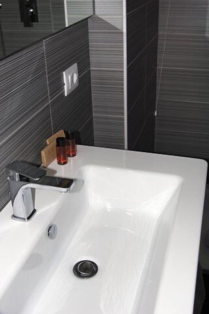 Hotel Leopardi 37/37