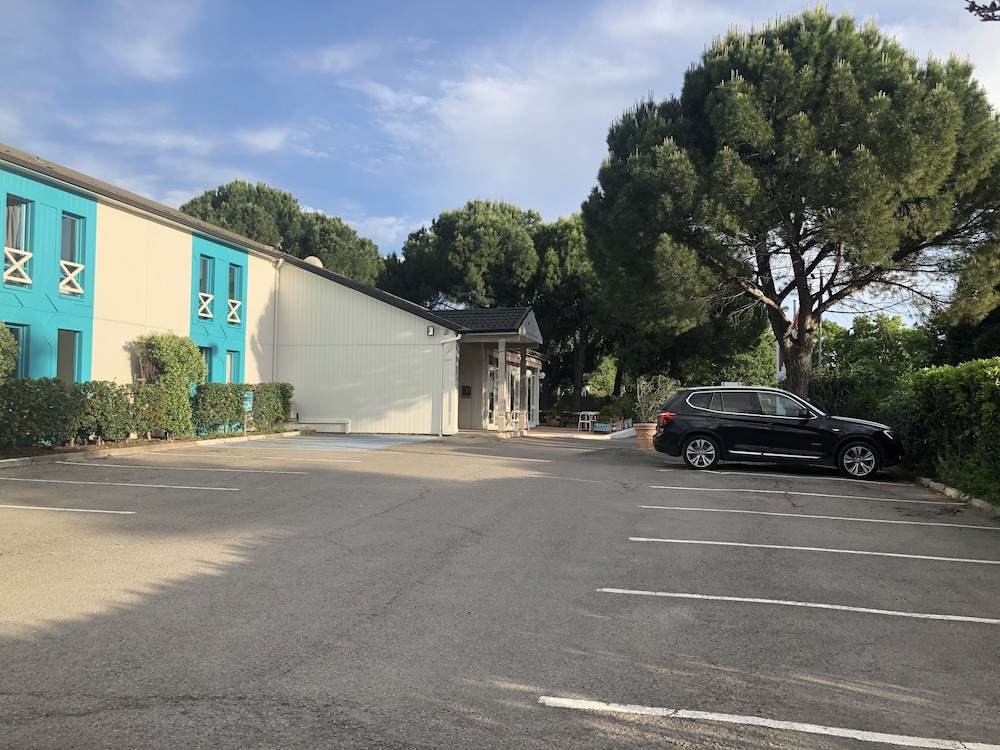 Halt hôtel 37/50