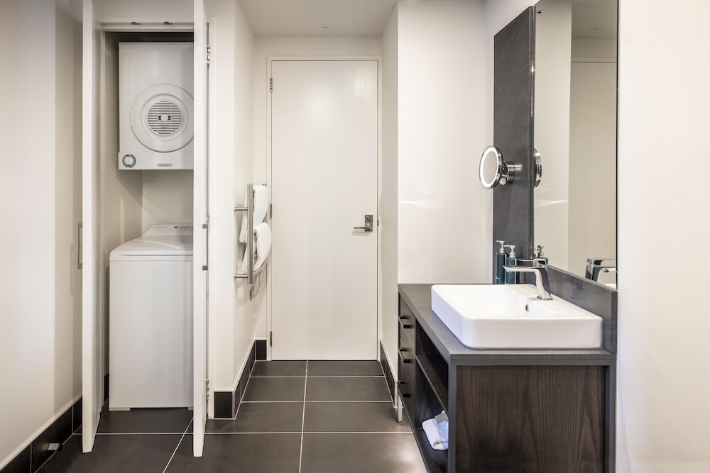 1 Bedroom, Residence, Suite, King Bed، Hilton Queenstown Resort and Spa 10/10
