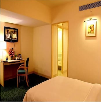 ADITYA HOMETEL 43/55