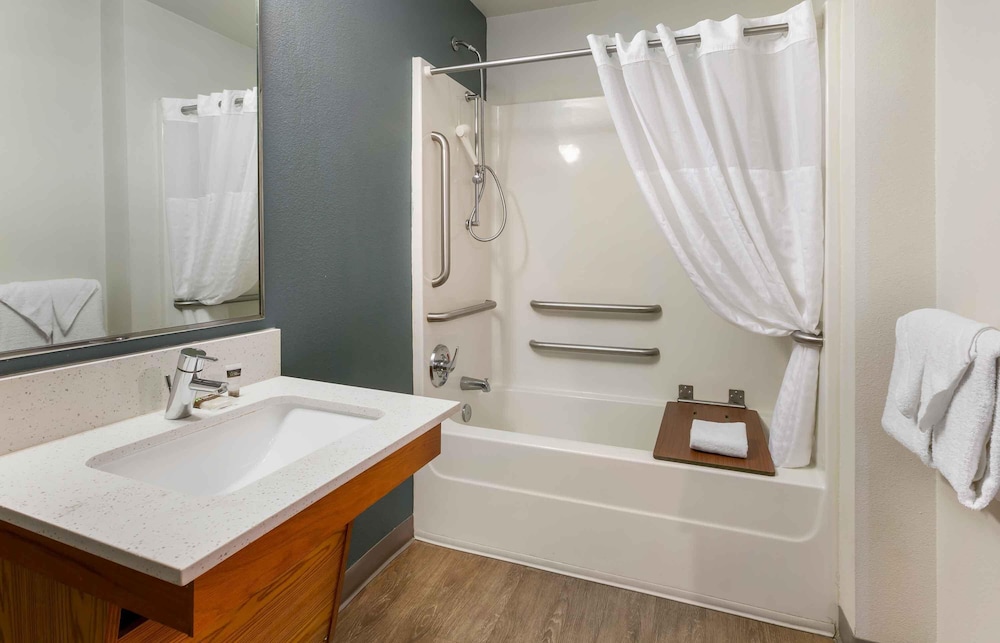 Extended Stay America Select Suites Phoenix North 52/52