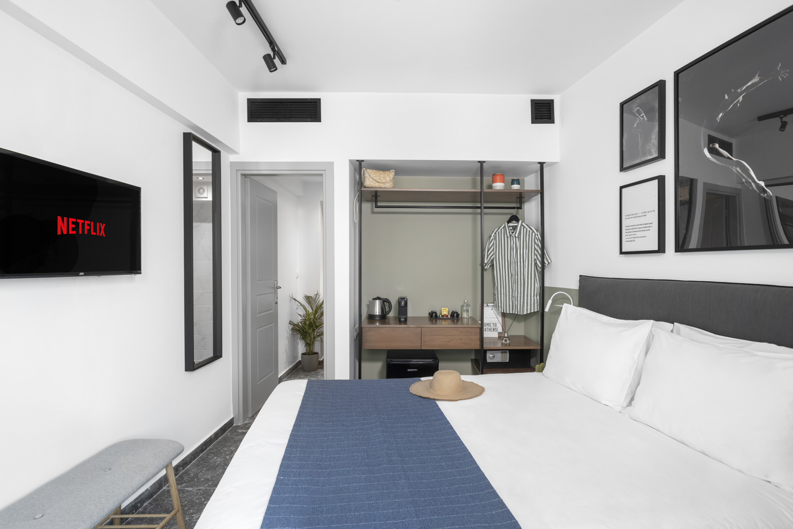 Double Room Standing Balcony