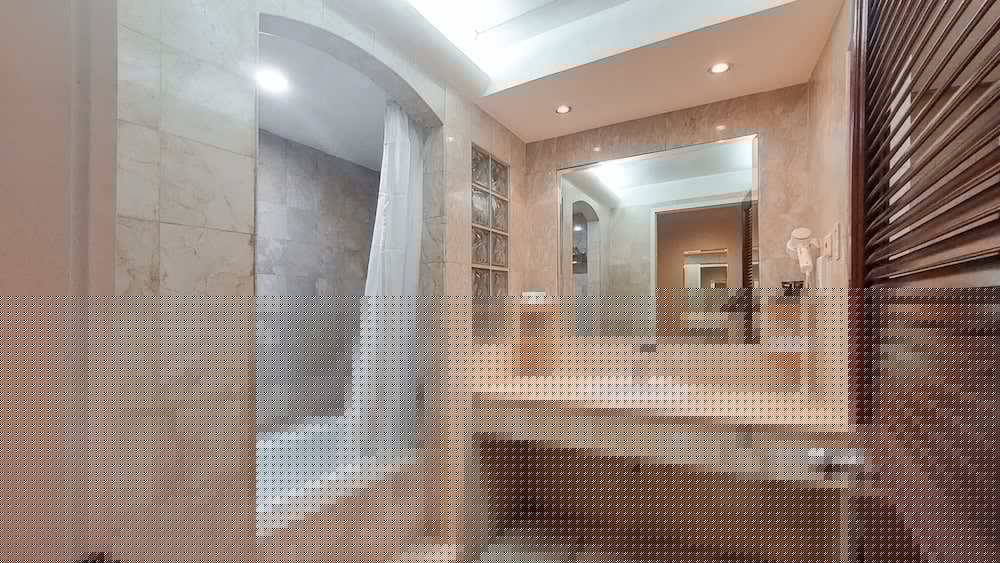 Surabaya Suites Hotel Powered by Archipelago 29/66