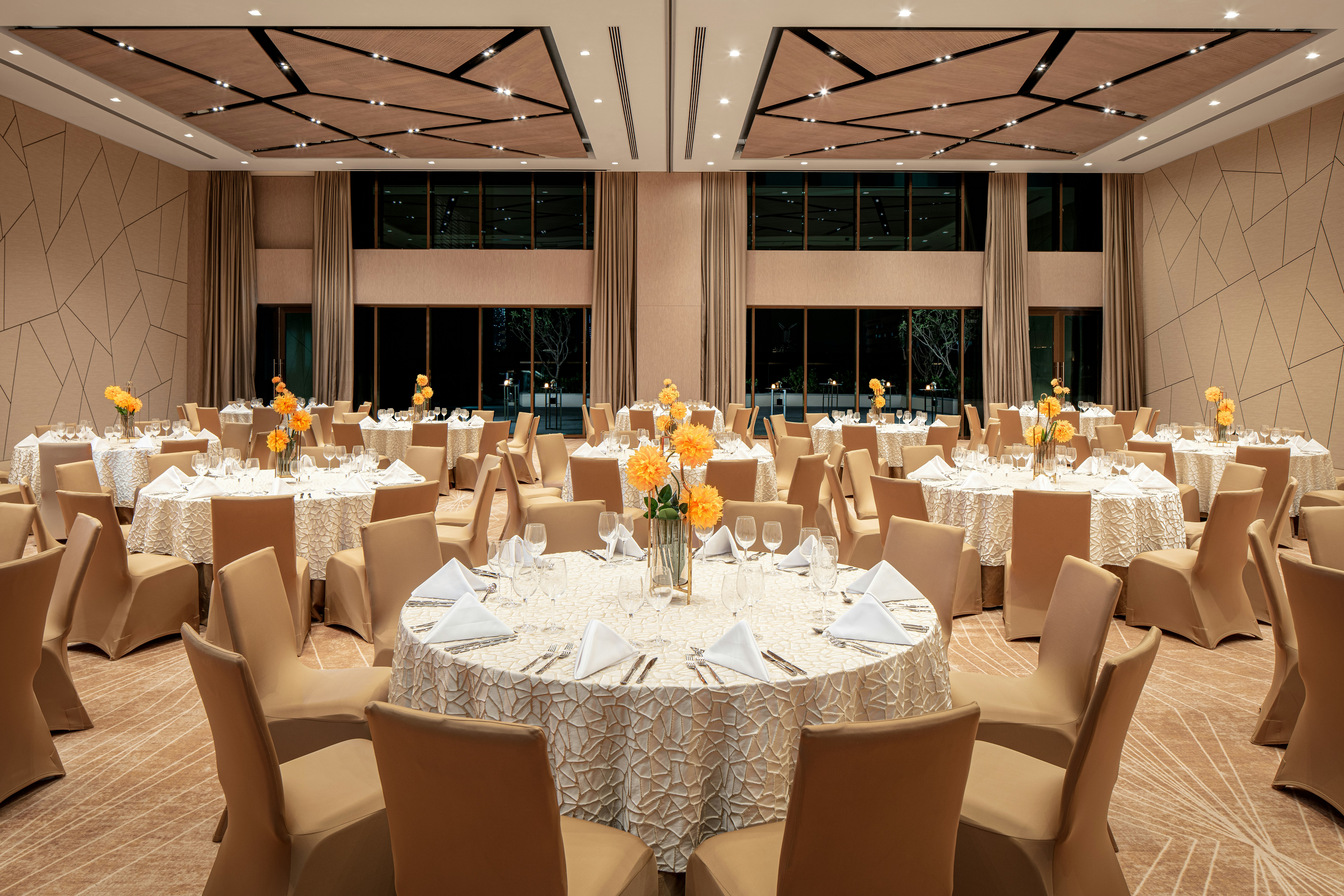 DoubleTree by Hilton Dubai M square Hotel and Residences 18/34