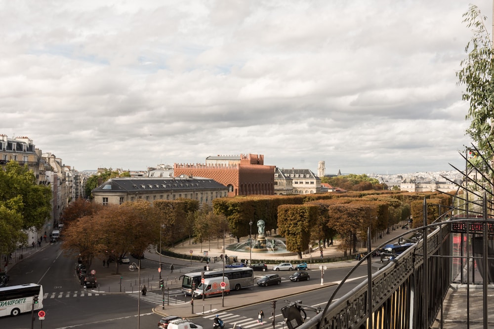 Hotel Beauvoir 38/43
