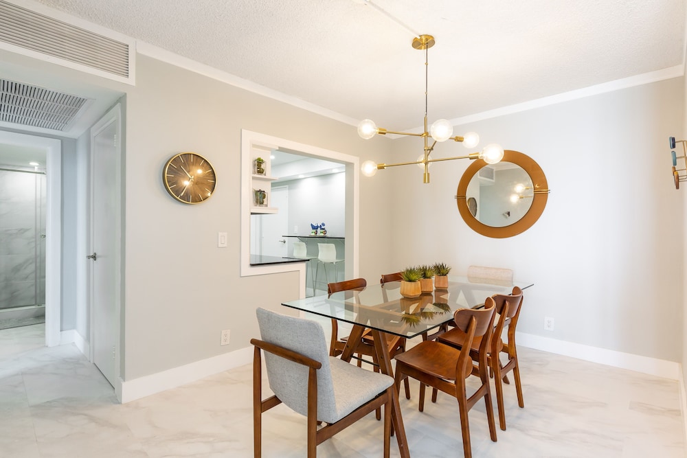 The Tides Ocean Luxury Suites 11/50