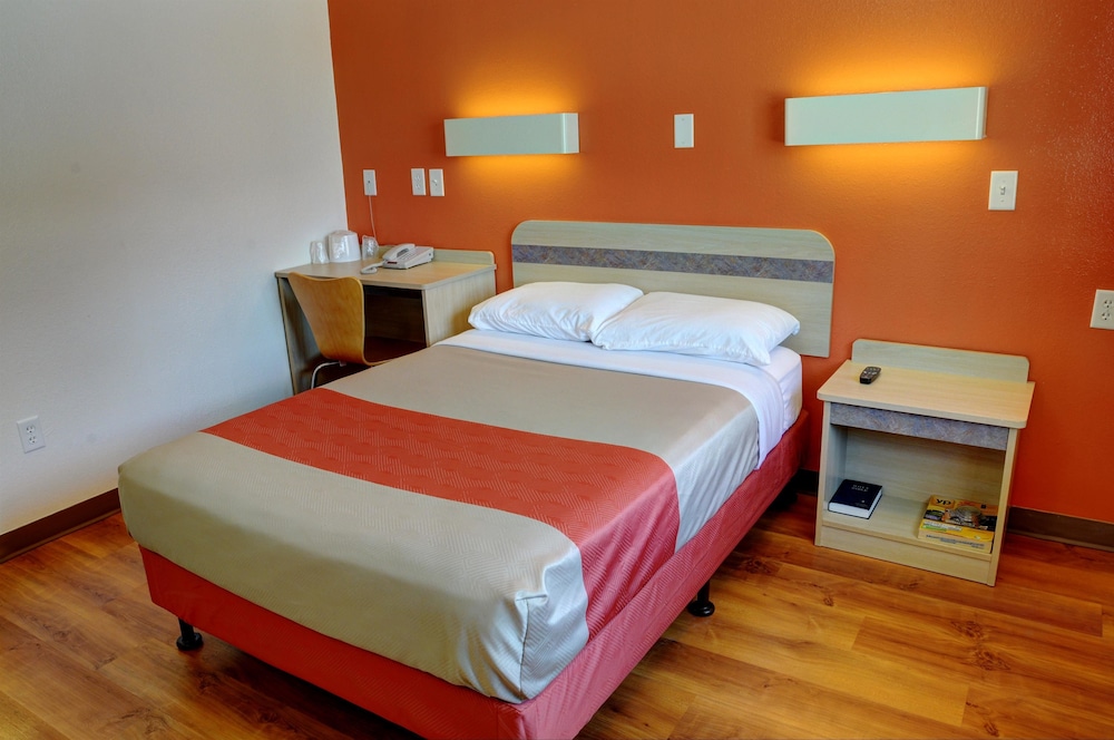 Motel6 Slidell, LA - New Orleans 27/56