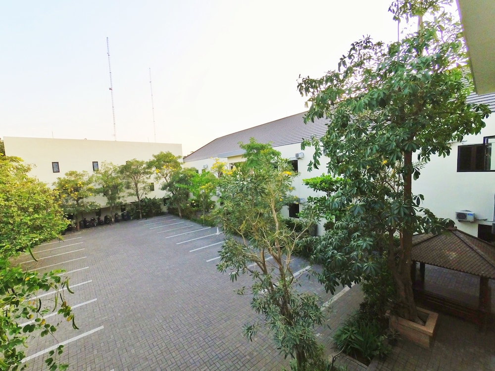 Hotel Transit Pasuruan 10/43