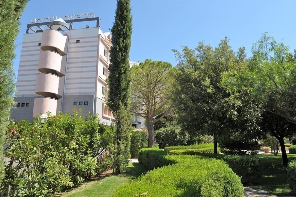 Hotel Svevo 24/26