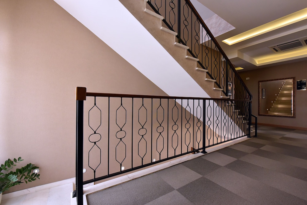 Lazaro Hotel Podgorica 6/45