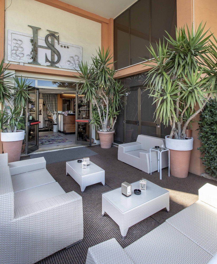 HOTEL SOLARIUM 33/51