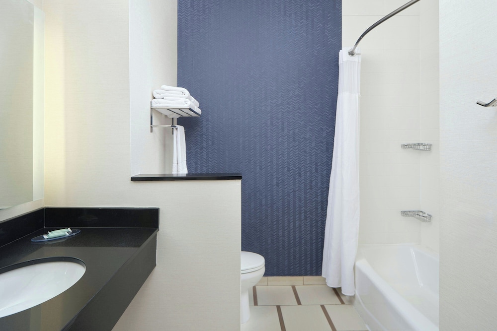 Fairfield Inn & Suites Niagara Falls 46/46