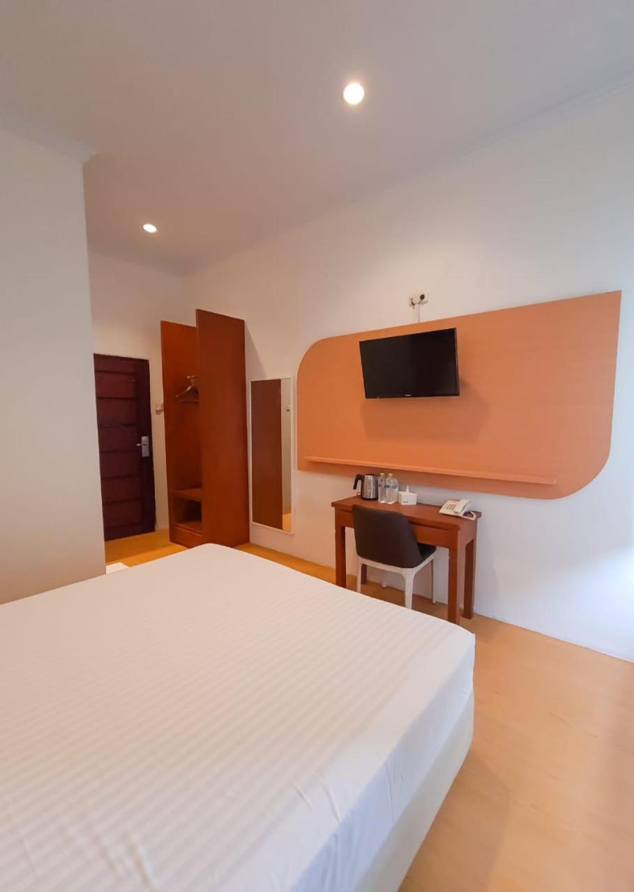 Front One Green Boutique Hotel Abepura 9/31