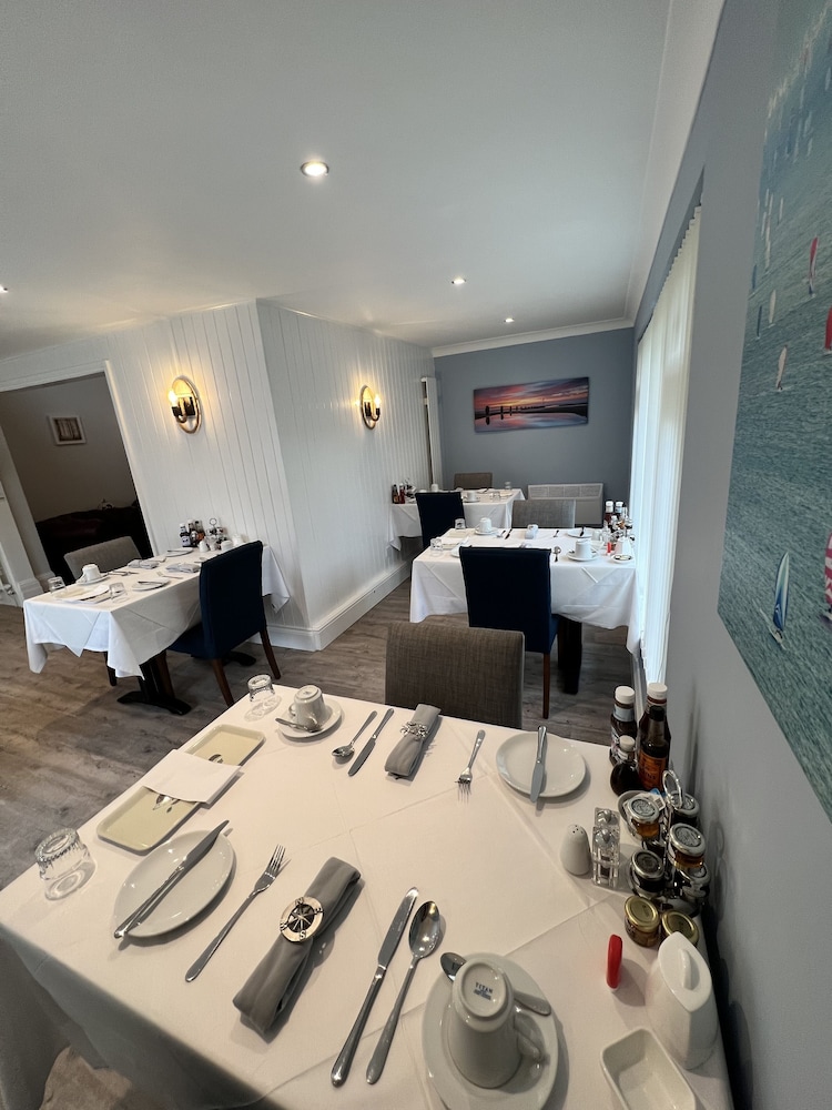 The Birkdale Guest House 40/50