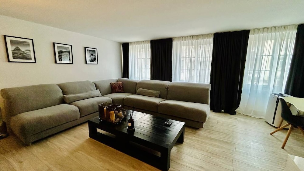 Paradeplatz Apartment By Airhome 20/30