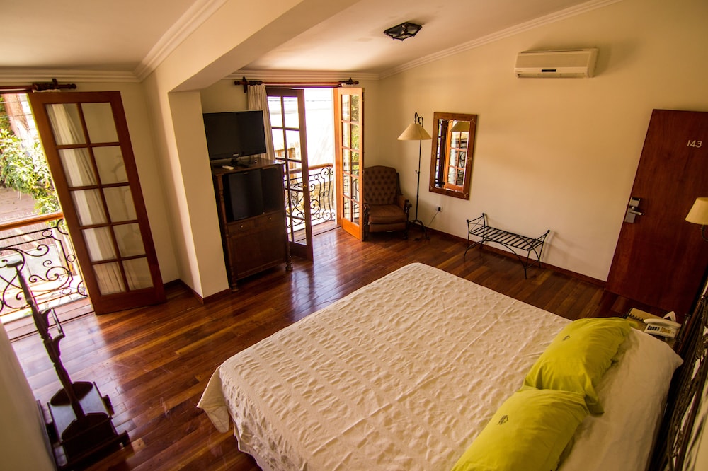 Hotel Asturias 26/56