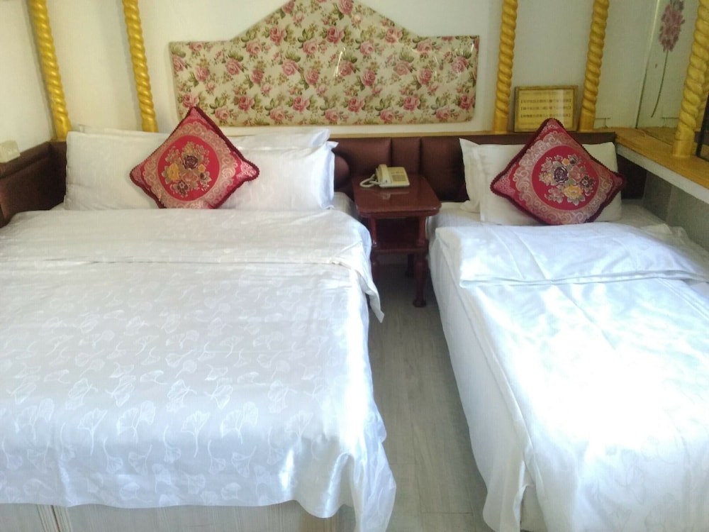 Aloha Hotel Keelung 12/54