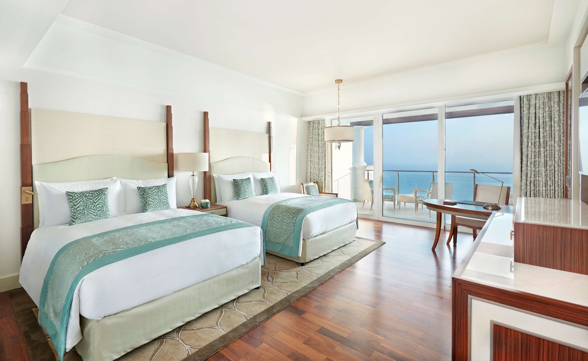 DELUXE, 2 QUEEN BEDS, SEA VIEW, BALCONY