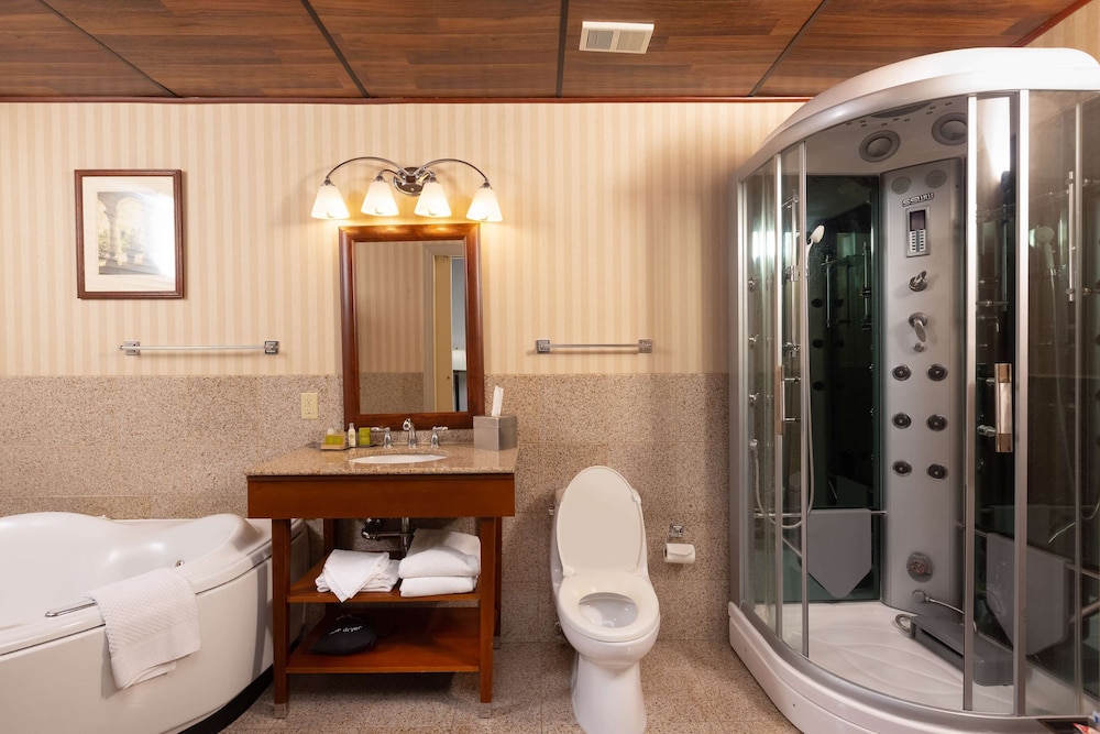 Inn at the Colonnade Baltimore a DoubleTree by Hilton Hotel 25/96