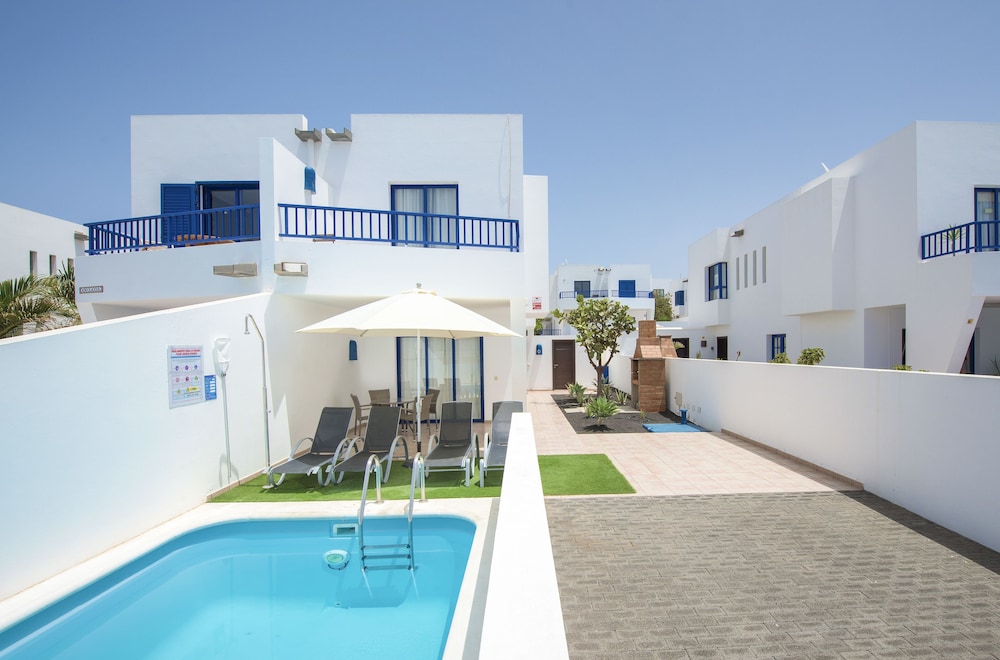 Villas Puerto Rubicon 54/71