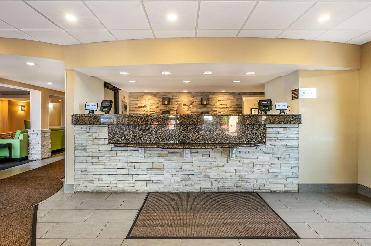 Comfort Inn & Suites East Hartford - Hartford 1/20