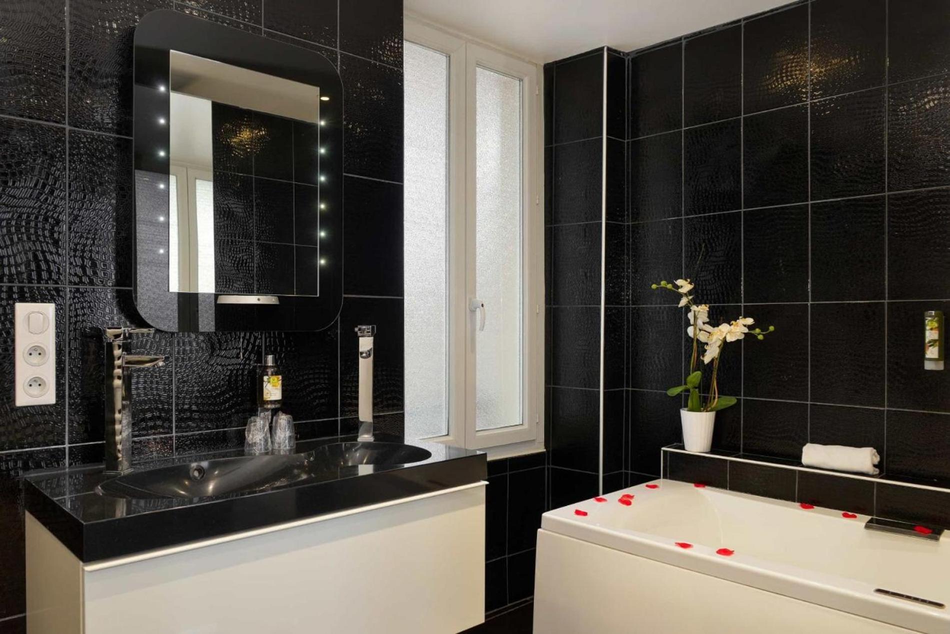 LOGIS HOTEL ECU DE FRANCE 44/45