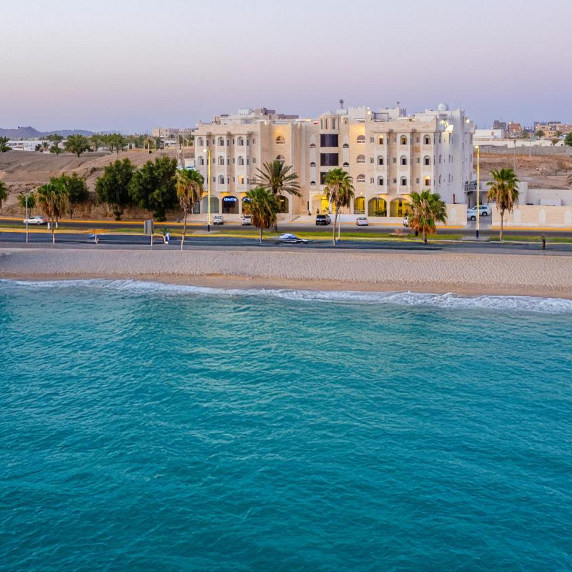 فندق نعمة الوجه(Neema Hotel Al Wajh) 39/43