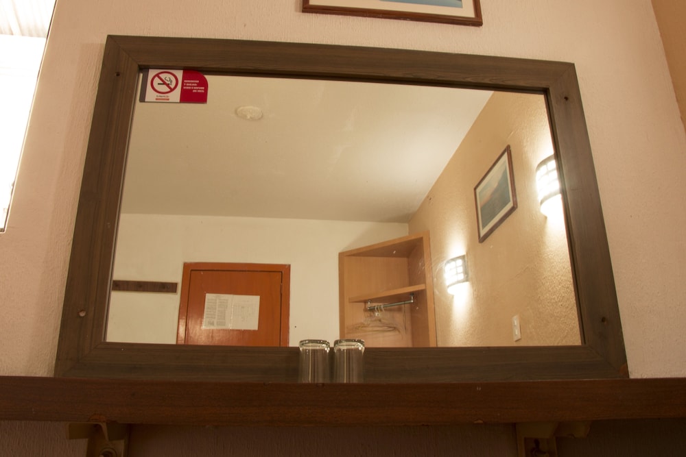 Hotel El Estadio 6/35