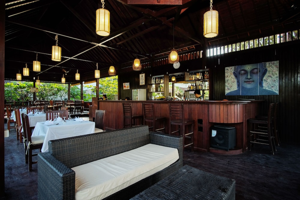 Villa Unggul 34/50