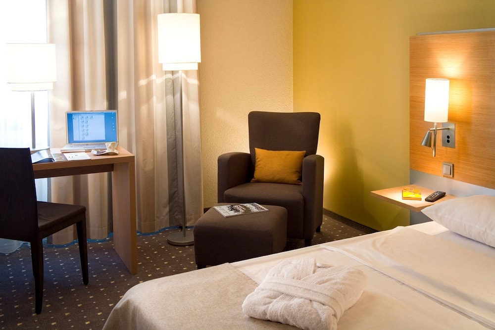 Vienna House Easy by Wyndham Frankfurt Airport 17/60