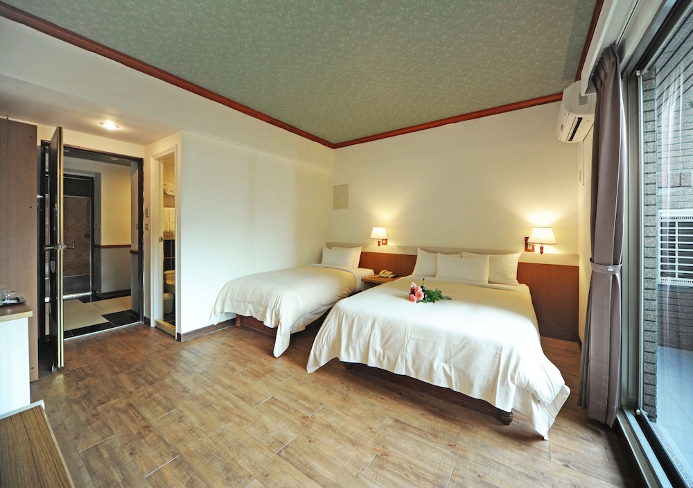 Kenting Holiday Hotel 8/25