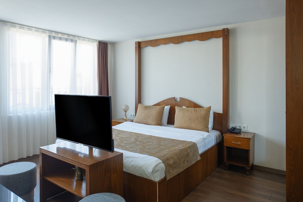 Peninsula Galata Boutique Hotel 31/81