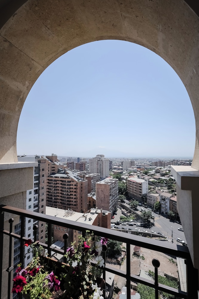 Rooftop Apart Hotel 58/61