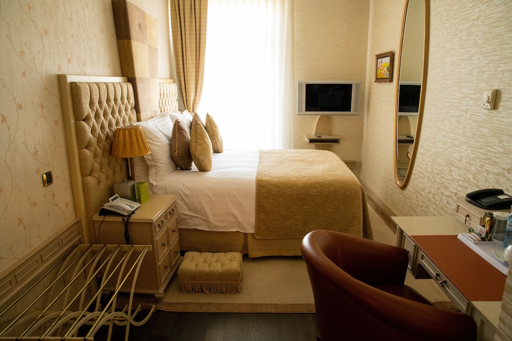 Excelsior Hotel & Spa Baku, Curio Collection by Hilton 32/82