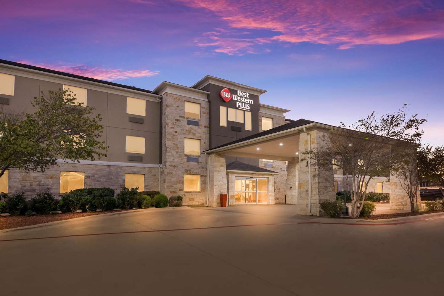 Best Western Plus Killeen/Fort Hood Hotel & Suites 1/27