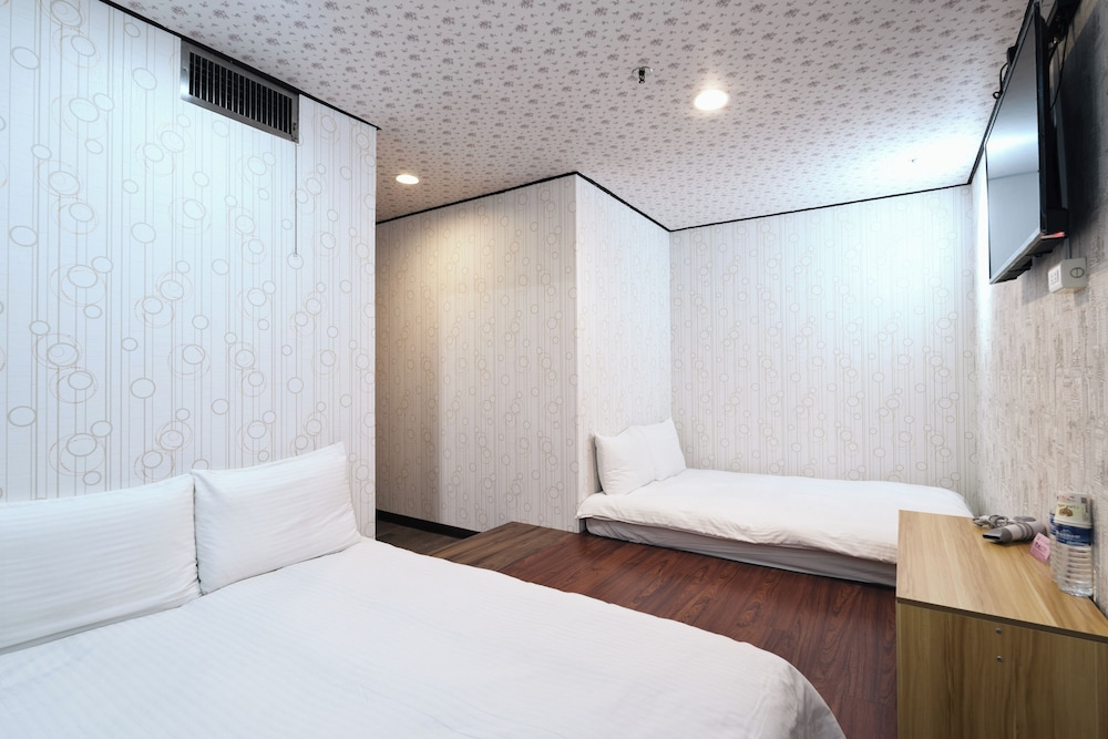 Sofu Hotel 41/47