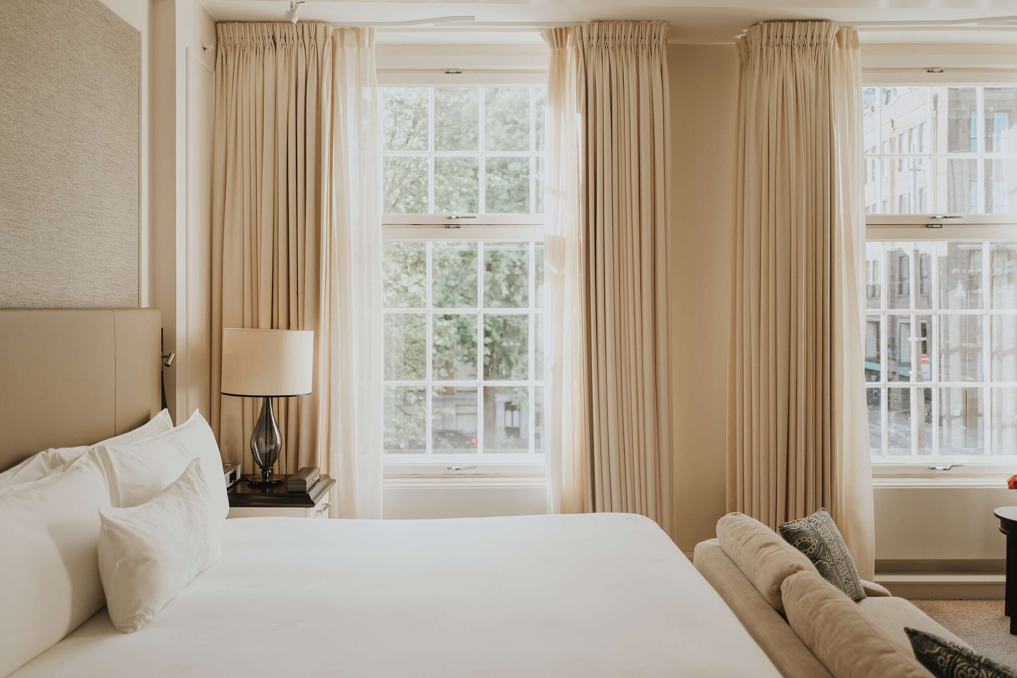 GRAND, PREMIER, KING BED, CANAL VIEW