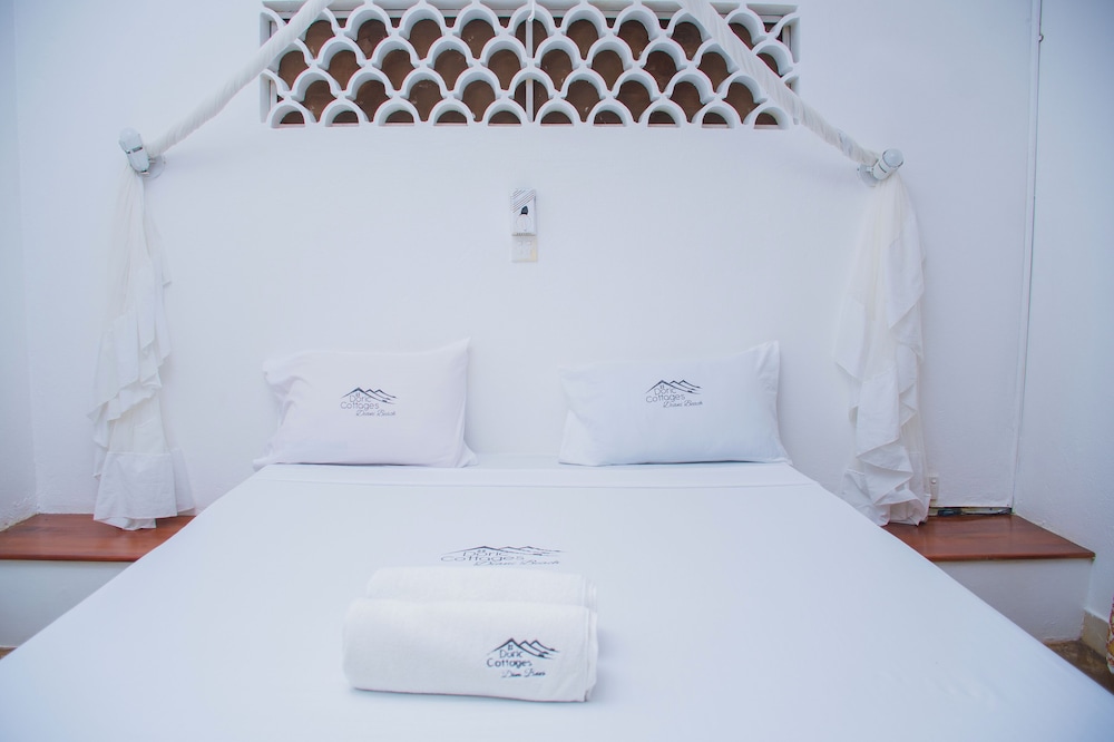 Doric Cottages Diani 49/50