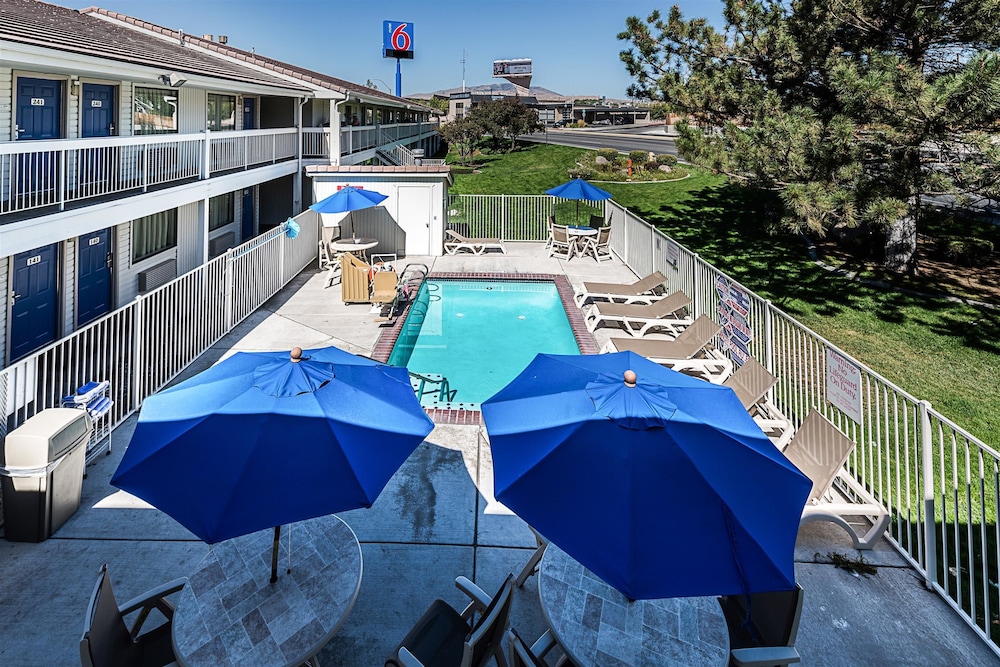 Motel6 Sparks, NV - Airport - Sparks 16/52