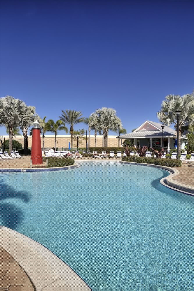 Holiday Inn Express & Suites S Lake Buena Vista, an IHG Hotel 7/66