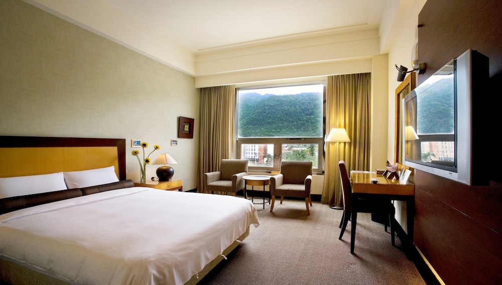 Hotel Les Champs Jiaosi 25/66