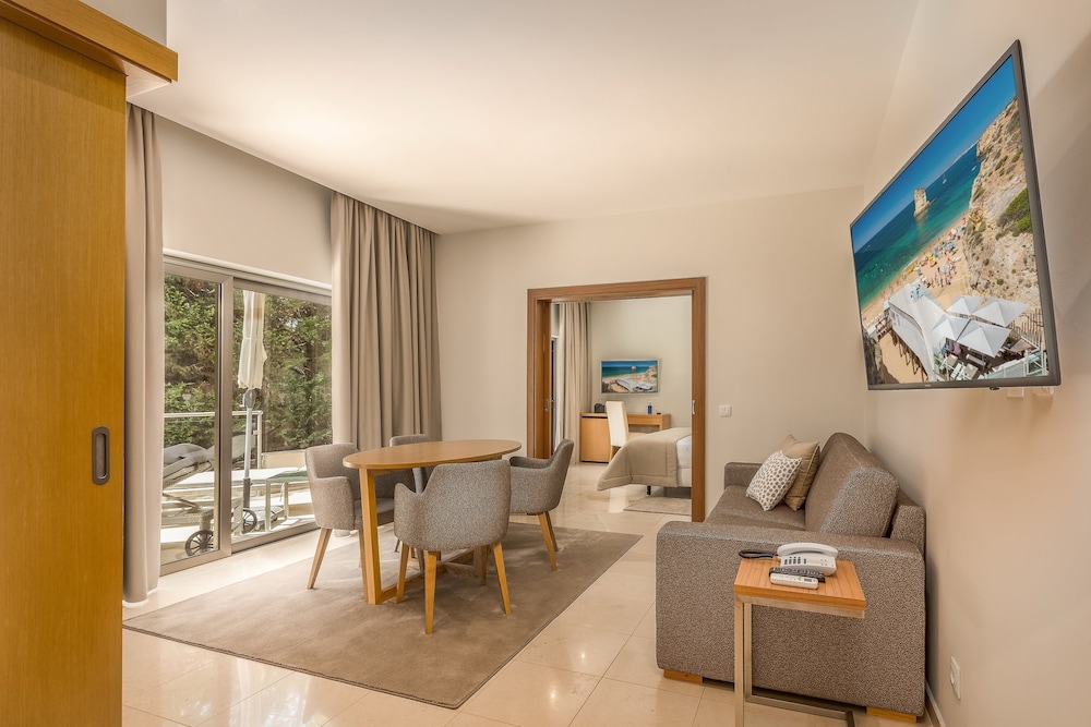 Caneiros Luxury House & Suites 40/67