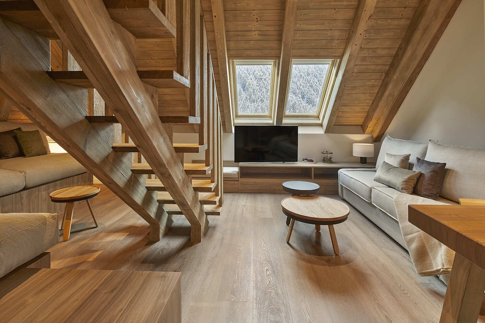 MiM Baqueira member of Melia Collection 48/78