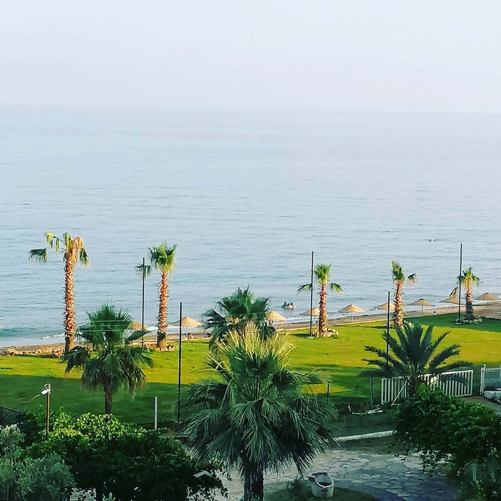 Luna Piena Beach Hotel 42/50