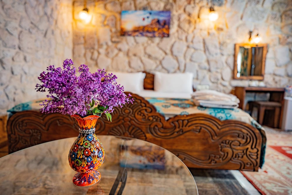Cappadocia Caves Hotel 8/50