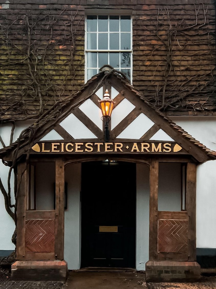 The Leicester Arms 1/25