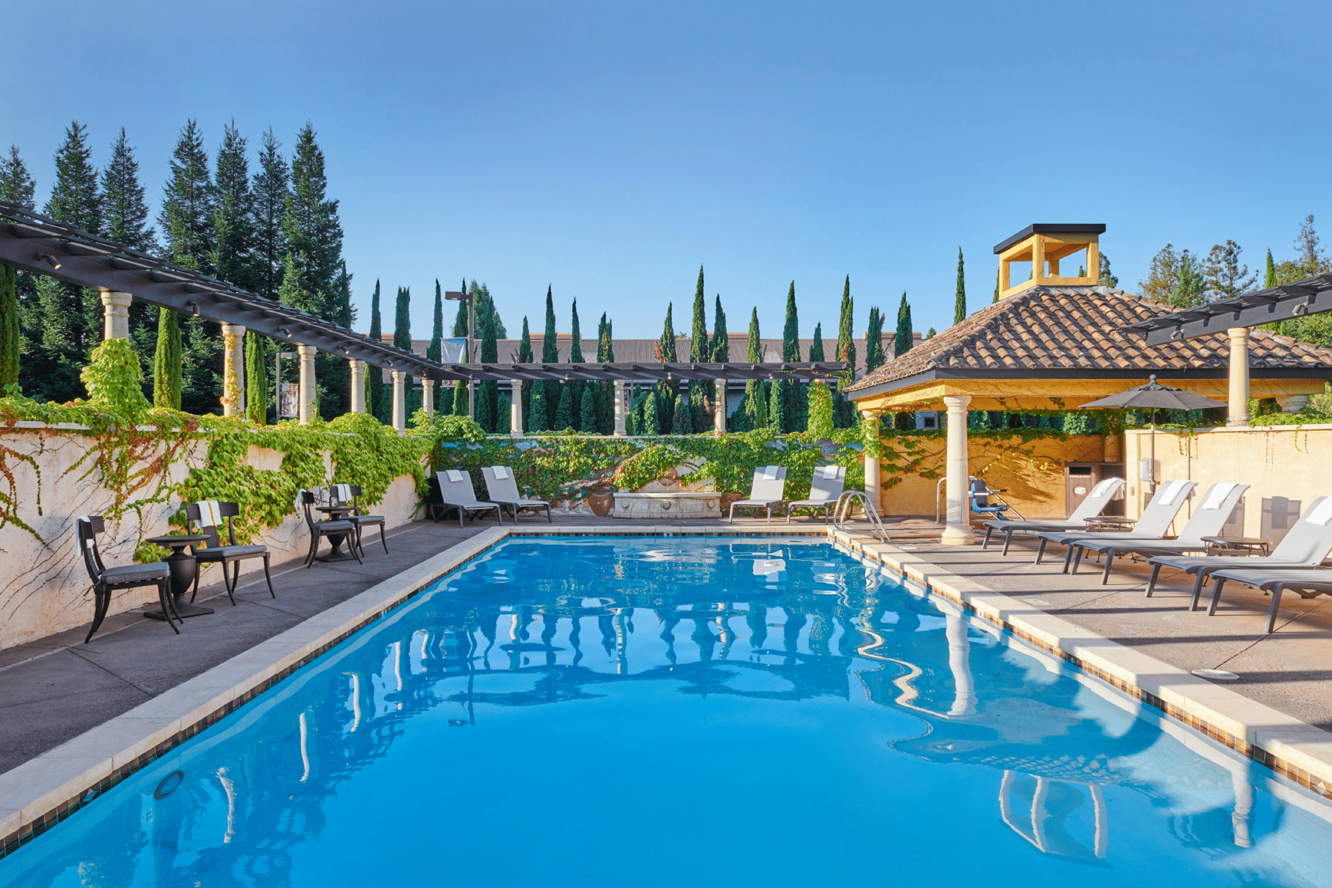 The Lodge at Healdsburg, tapestry Collection by Hilton 3/39