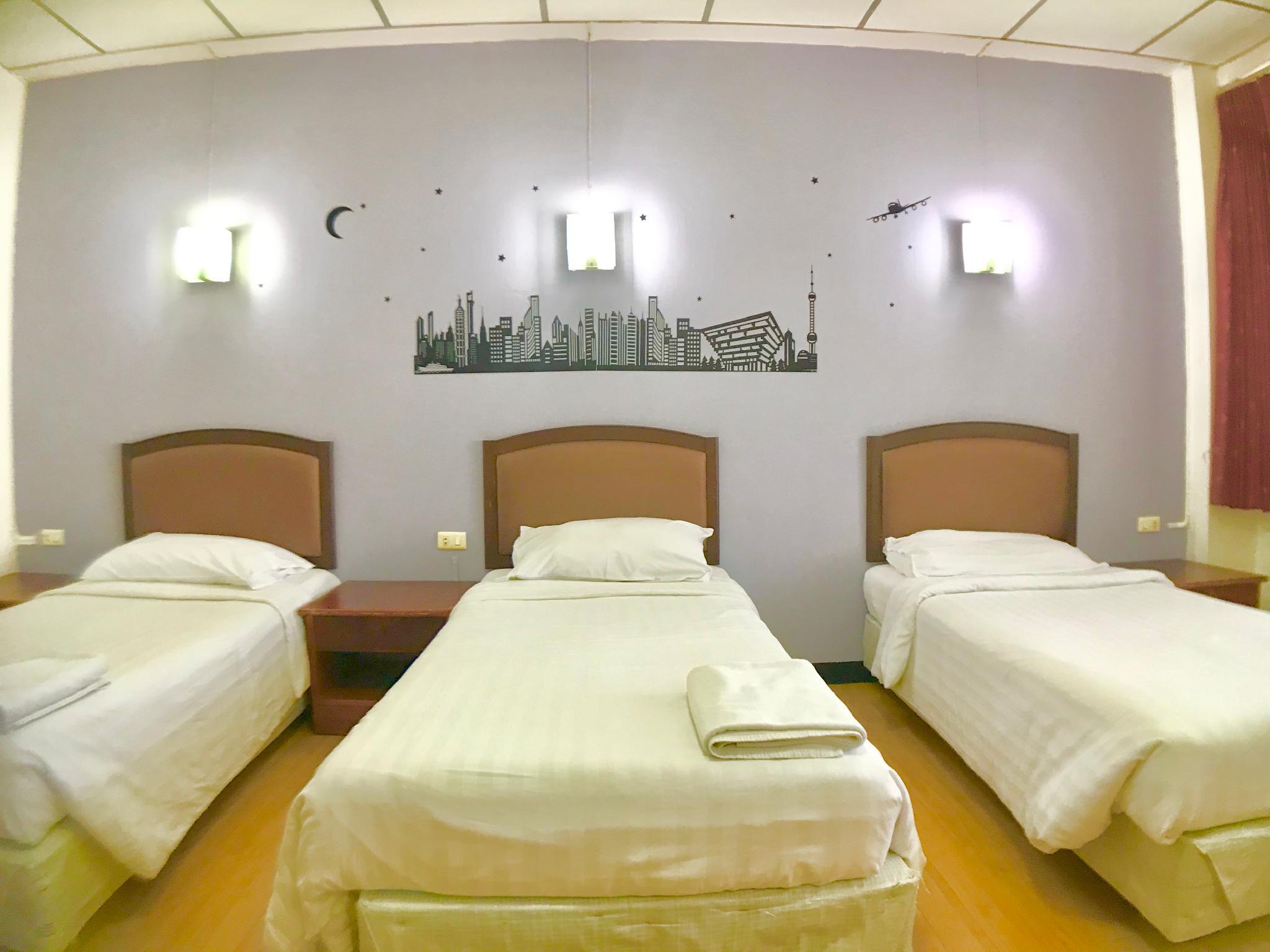 Coop Dopa Hostel 12/67